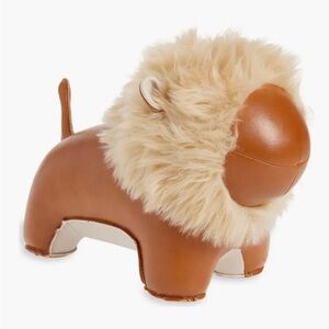 Zuny Lion Puno paperweight